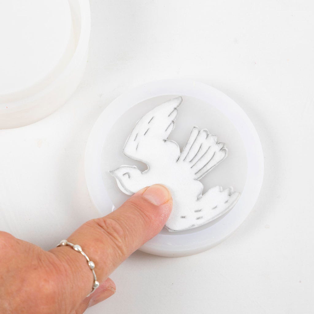 DIY Kit: Resin Casting – Jar with Lid