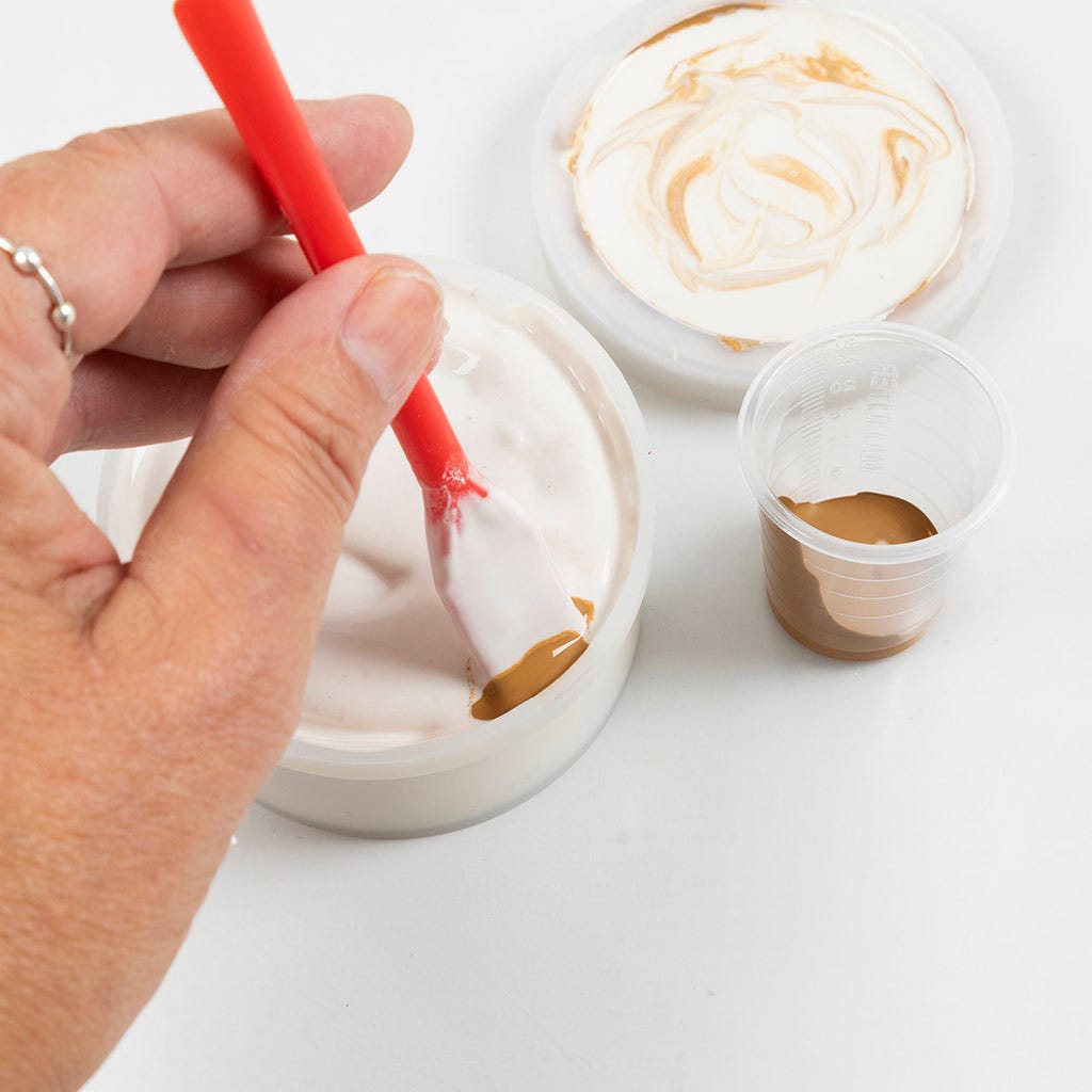 DIY Kit: Resin Casting – Jar with Lid