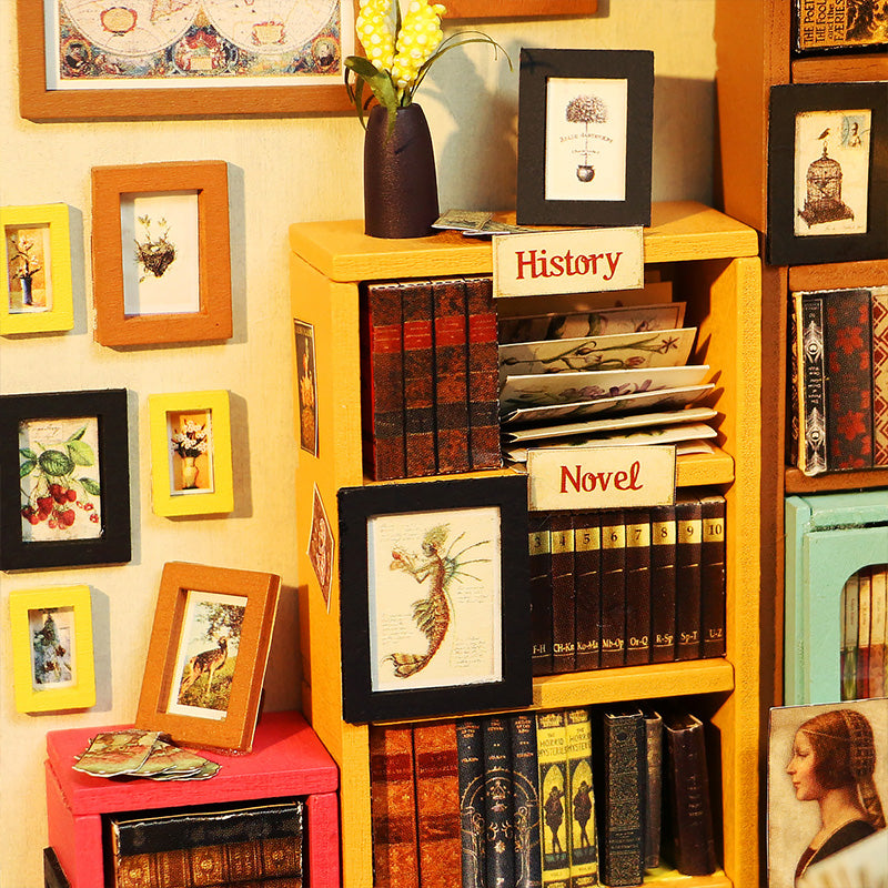 Introducing Sam's Bookstore, the cutest little diorama for the miniature bookworm in your life! 