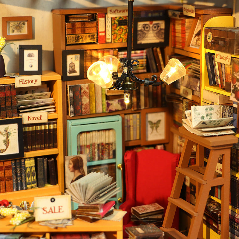 Introducing Sam's Bookstore, the cutest little diorama for the miniature bookworm in your life! 