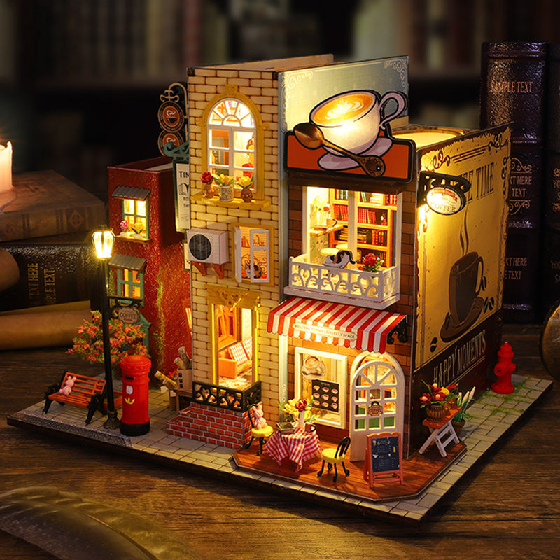 Eternal Bookstore – diorama, book nook, DIY. – Hobnobbit